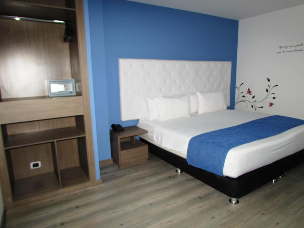 Aw Hotel Plaza Miranda Bogota Kamer foto