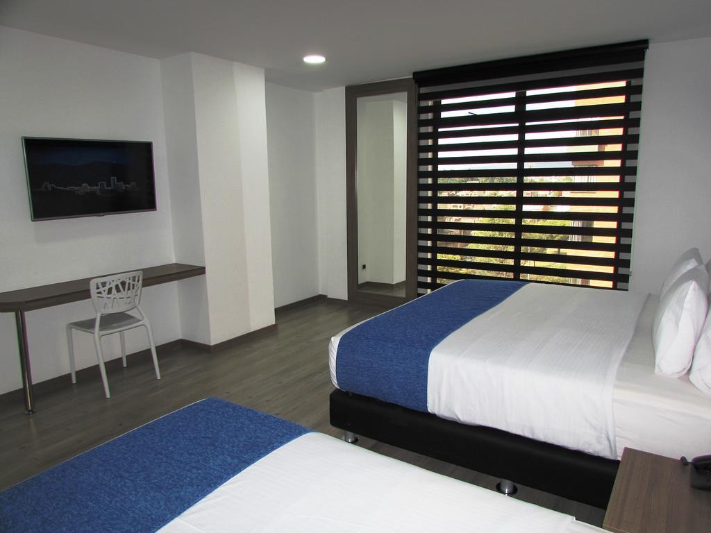 Aw Hotel Plaza Miranda Bogota Buitenkant foto