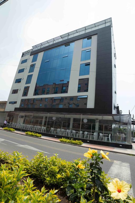 Aw Hotel Plaza Miranda Bogota Buitenkant foto